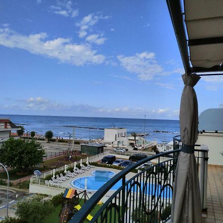 Penthouse On The Adriatic Sea Apartment มาร์ตินซิกูโร ภายนอก รูปภาพ