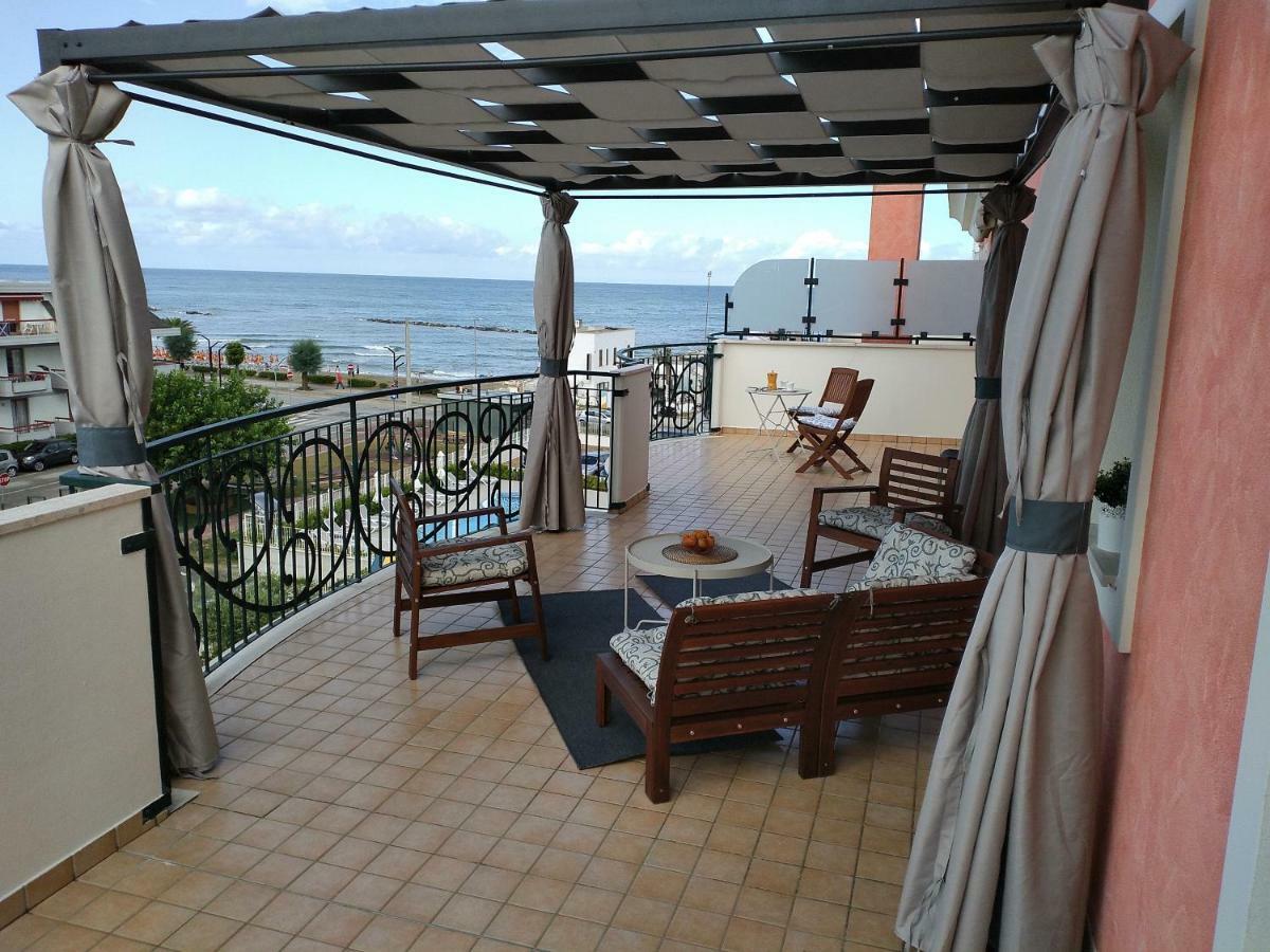 Penthouse On The Adriatic Sea Apartment มาร์ตินซิกูโร ภายนอก รูปภาพ